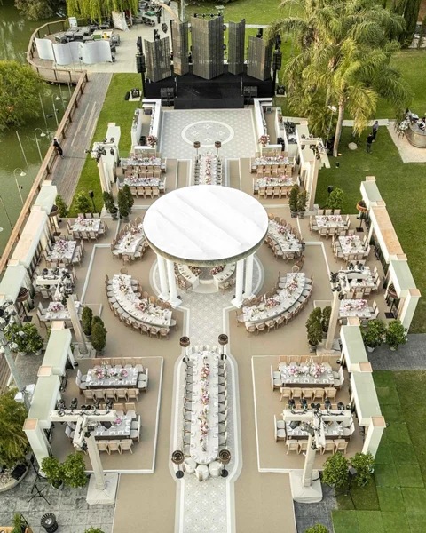 برگزاری مراسم | راهنمای کامل انتخاب بهترین خدمات تشریفات